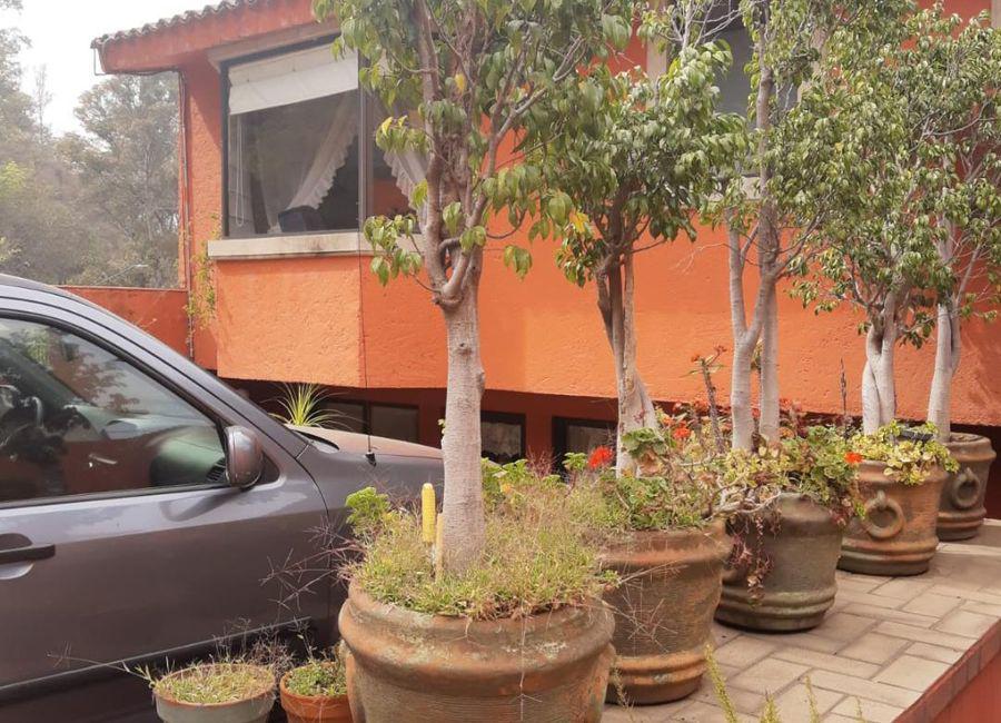 Bosques de la Herradura en calle cerrada con vigilancia linda casa en venta