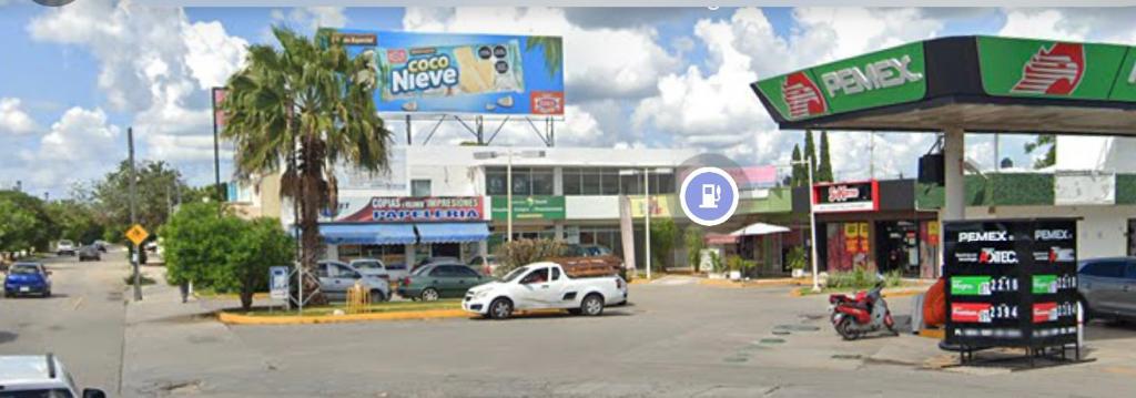 Tienda ancla dentro de una gasolinera, flujo de personas garantizado, ideal para negocio de comida-