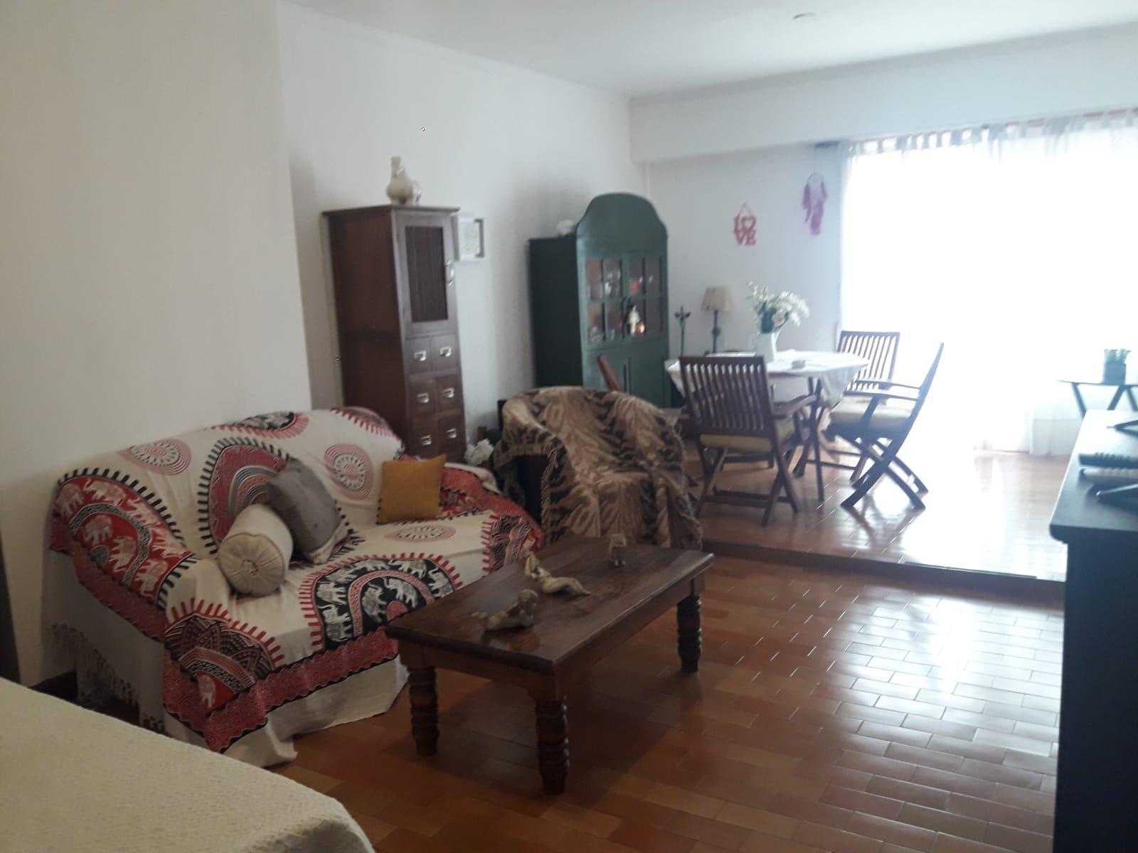 Departamento en La Perla Sur