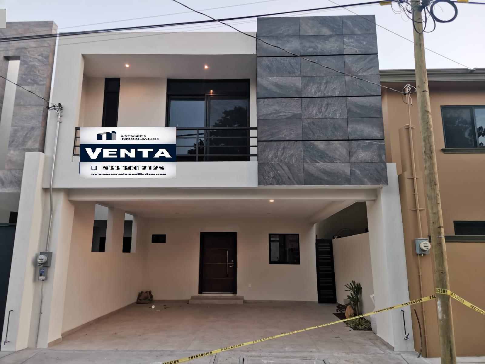 (CCCV2305) Casa en Venta Col. Los Pinos en Tampico  Info. 833 300  7128