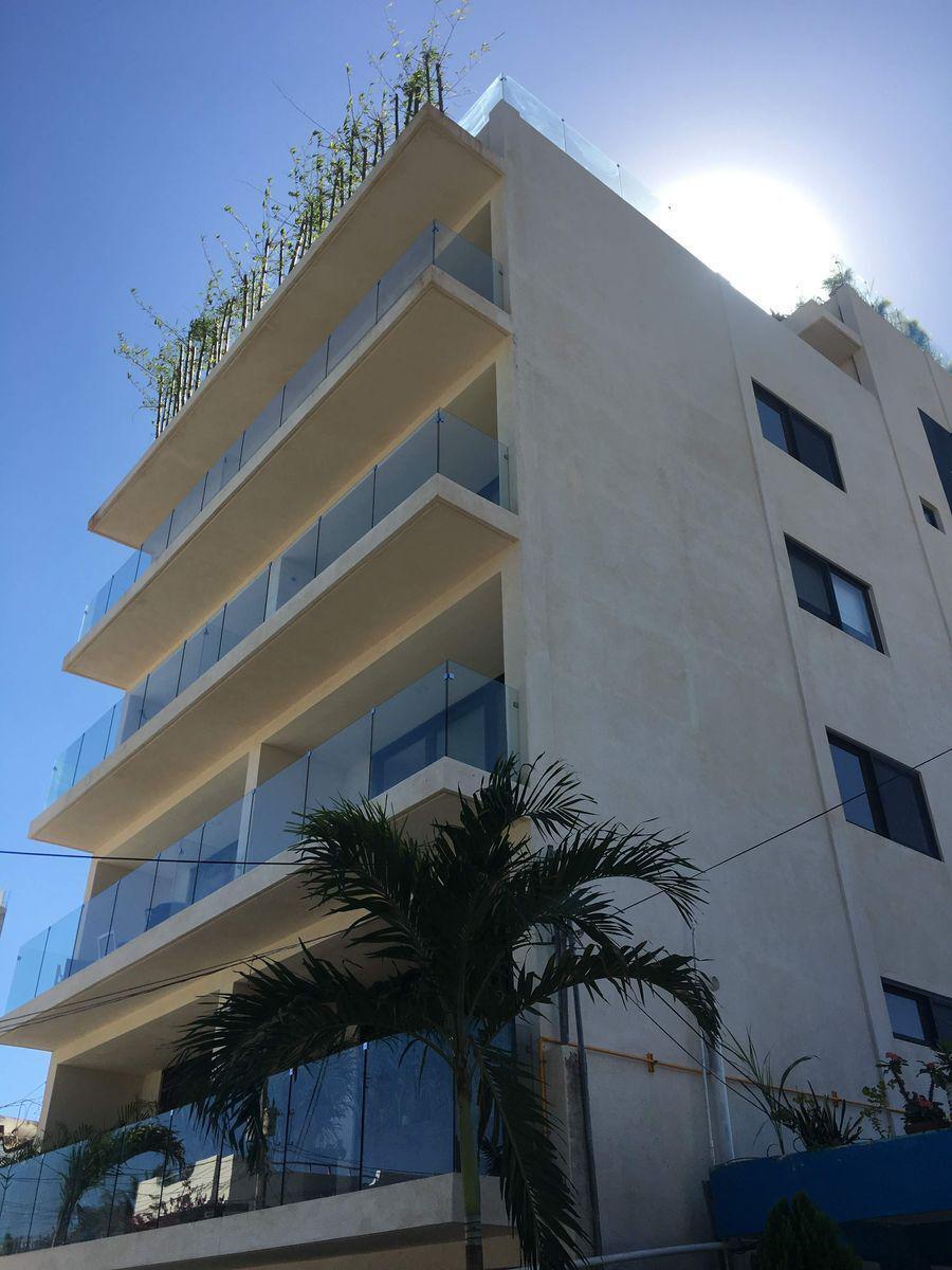 2 bed  2 bath  For  Sale in Playa Centro, Polo