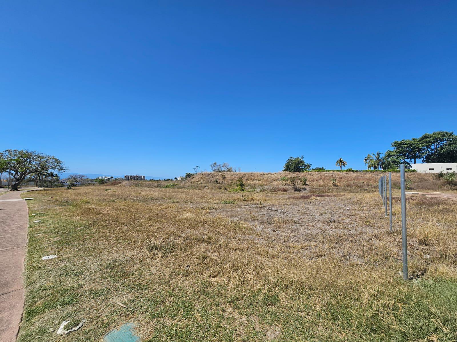 Terreno en Fracc. B Nayar, Nayarit, México.