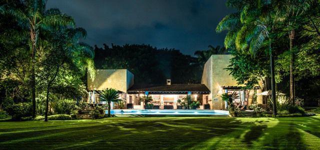 CASA EN VENTA EN TEPOZTLÁN ESPECTACULAR !!!