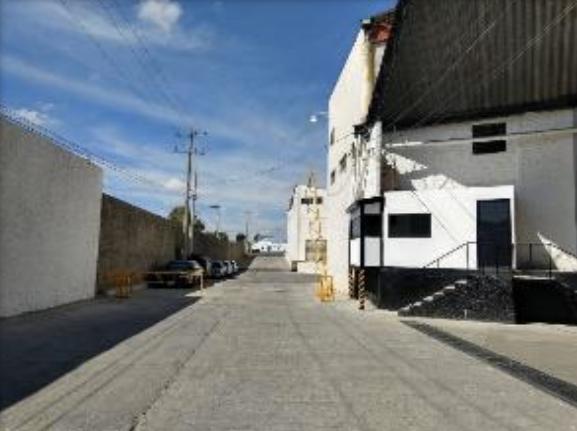 Bodega Industrial en   San Felipe Hueyotlipan