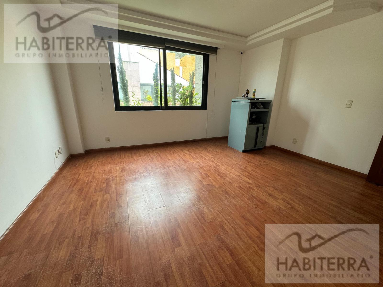 VENTA CASA EN INTERLOMAS