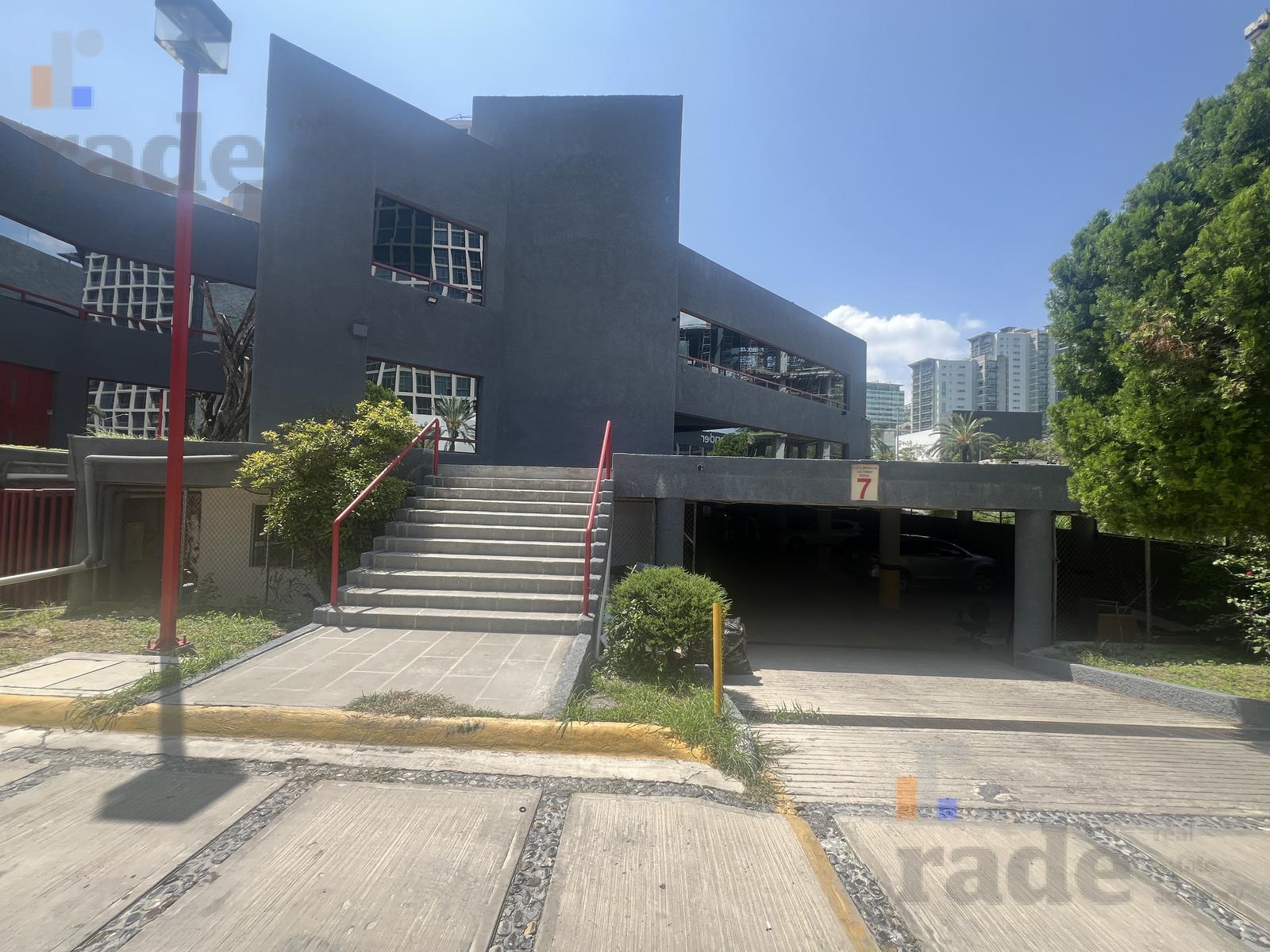 Edificio de Oficina en  RENTA en Plaza Corporativa Las Torres, San Pedro Garza Garcia