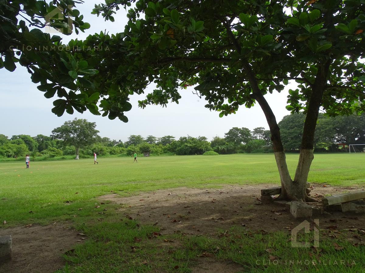 Terreno en  Venta ó Renta en Playa de Vacas en Veracruz, Ver,