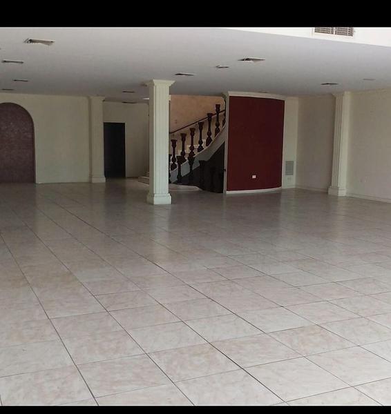 LOCAL COMERCIAL EN VENTA O  RENTA  ORTIZ MENA