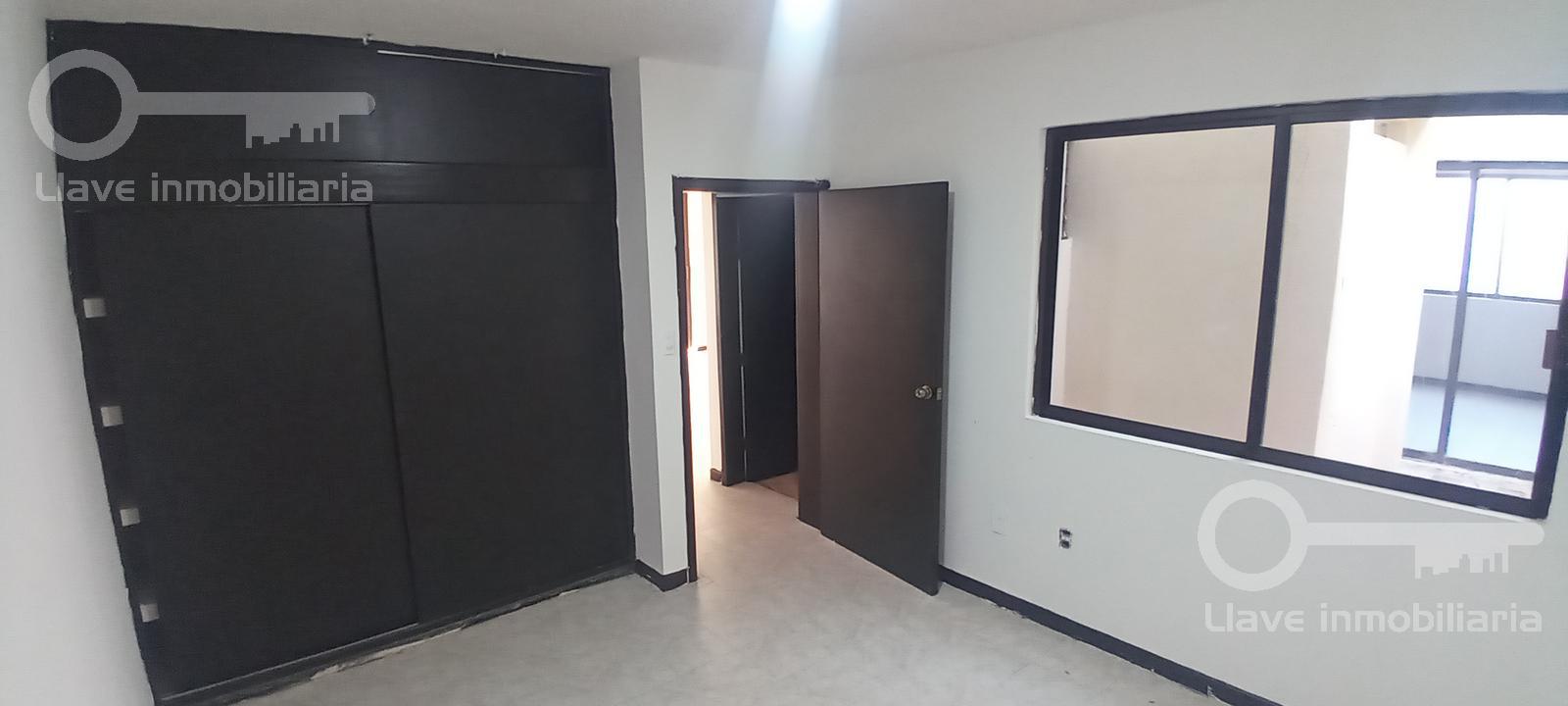 Venta de Departamento en Planta Baja en calle Nayarit, entre calles Baja California y  Michoacán, Col. Petrolera, en Coatzacoalcos, Veracruz.