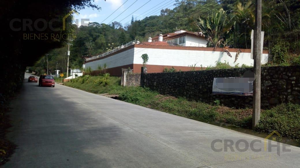Terreno en venta en Coatepec Zona Briones Orilla de carretera
