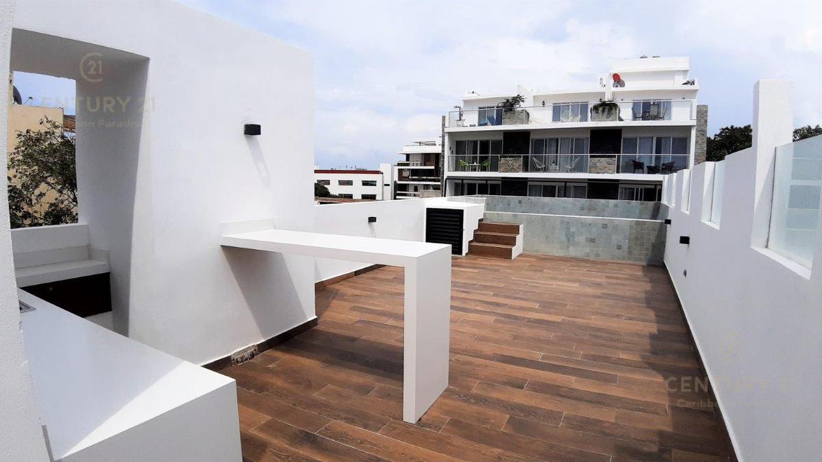 Hermoso Penthouse de 3 rec. en venta  a media cuadra de 5ta avenida en Playa del Carmen P3568