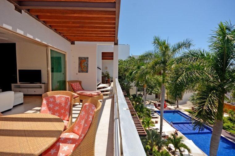 LUJOSO PH EN VENTA 2 HAB VIA 38  PLAYA DEL CARMEN P1131