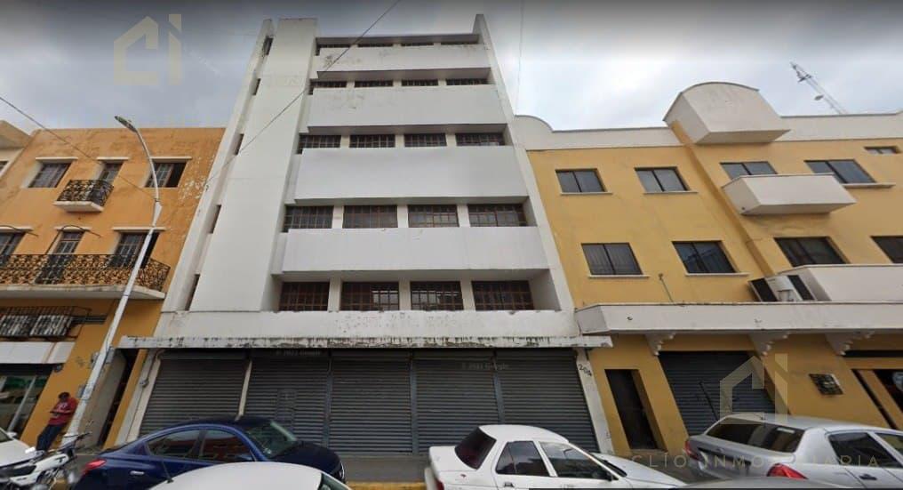 Edificio en Renta en el centro de Villahermosa, cerca de Plaza de Armas, cuenta con local comercial y departamentos habitacionales