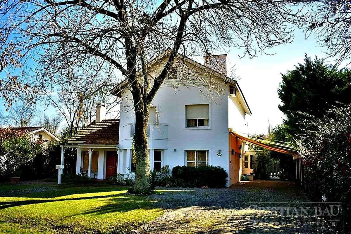 BAU PROPIEDADES- CASA EN MAYLING CC- PILAR