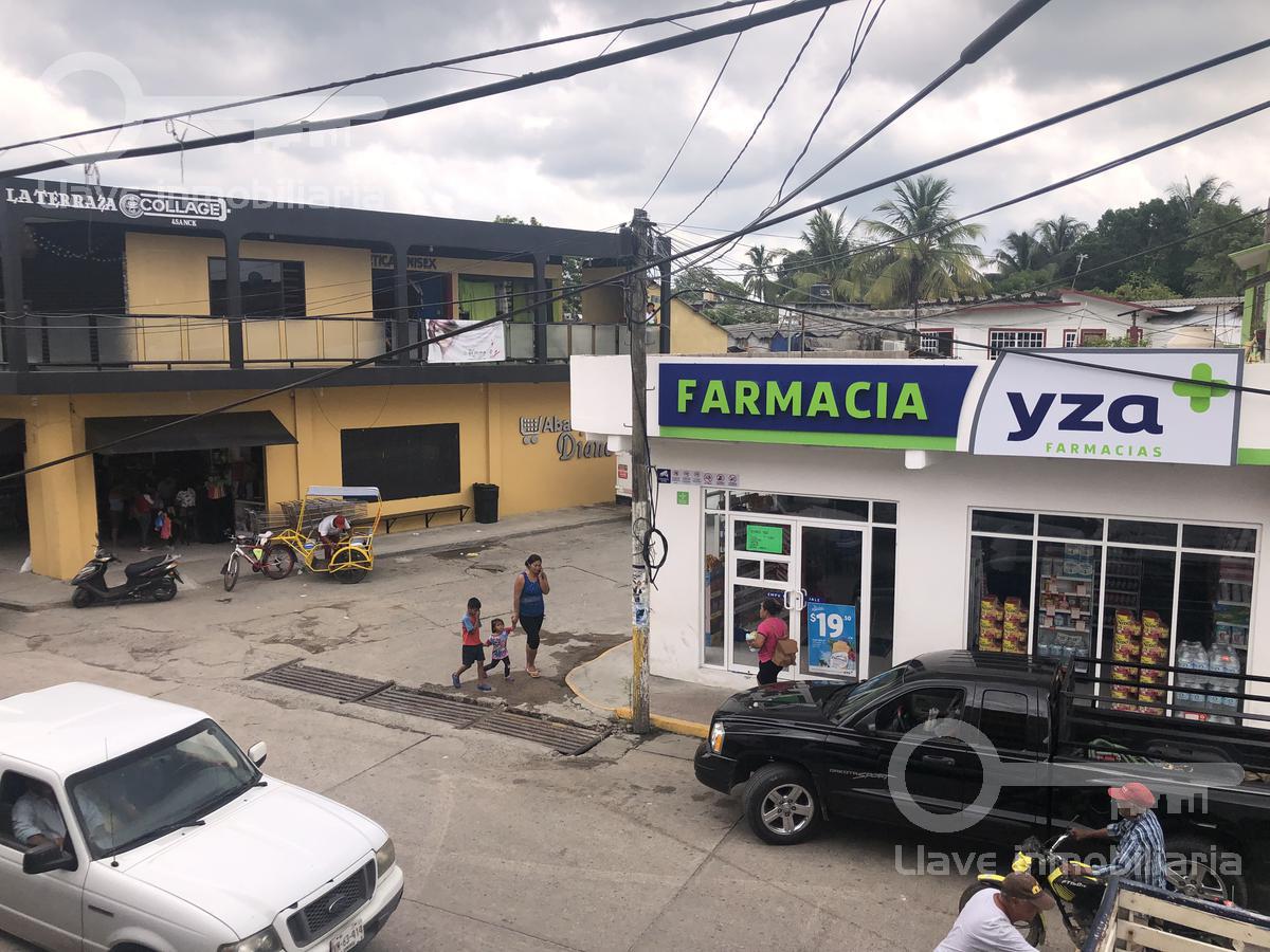 Plaza Comercial, Col.  Centro, Huimanguillo Tabasco