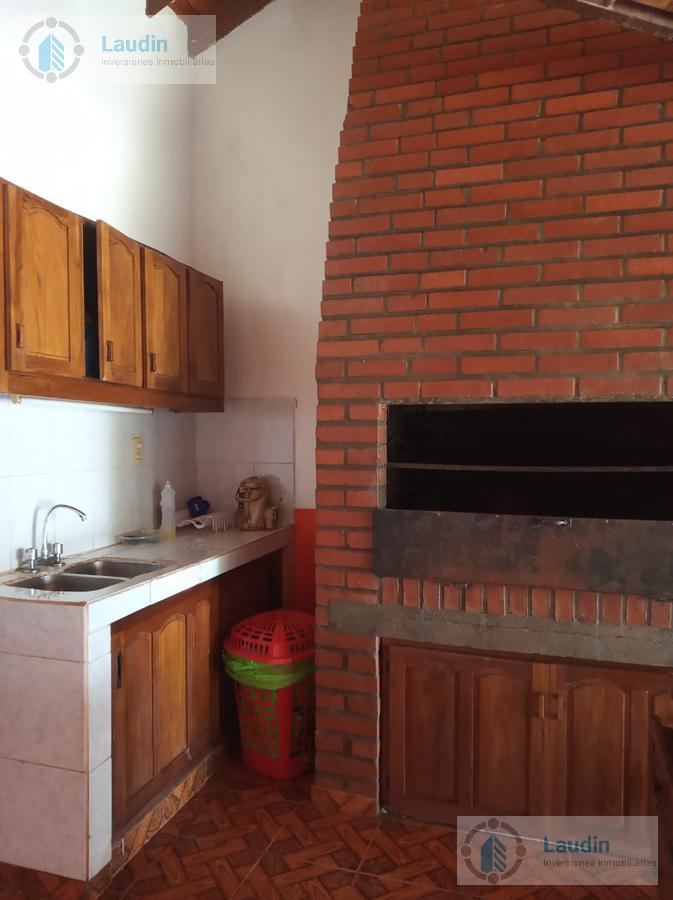 Se vende casa en Puerto Iguazu sobre Av tres fronterasS