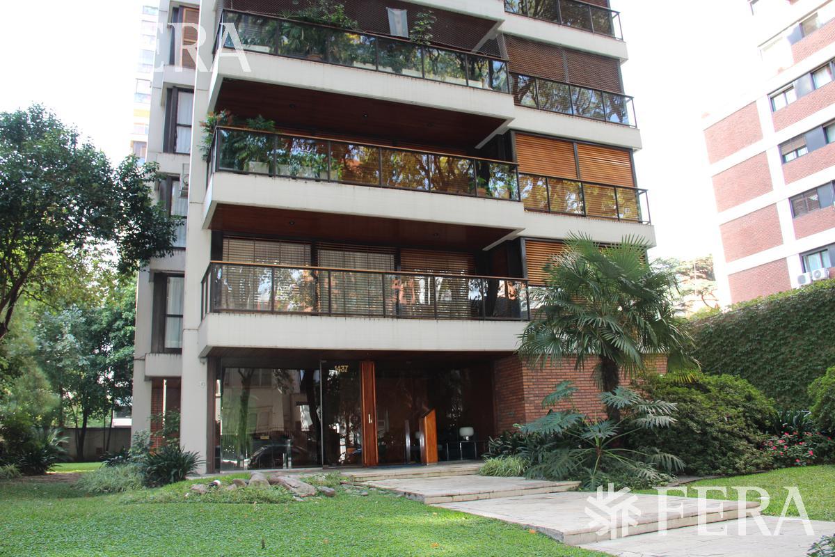 Venta Departamento Torre AISENSON 4 Ambientes, 2 cocheras, en Belgrano