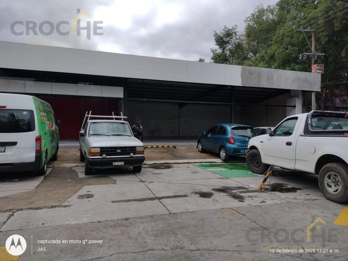 Local en renta dentro de gasolinera ferche Zona Finanzas Ruiz Cortines Xalapa Ver