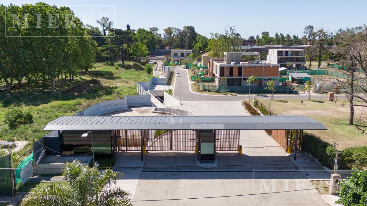 Lote en el Barrio Cerrado  La Clementina - Lomas de San Isidro