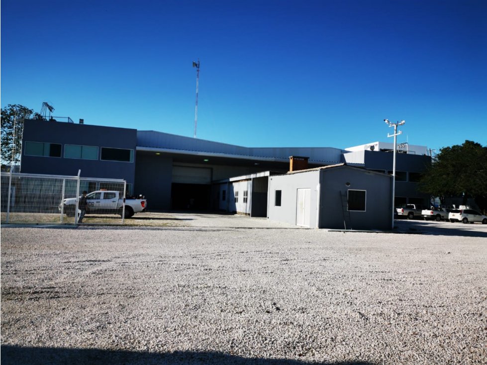 RENTA NAVE BODEGA INDUSTRIAL EN MUNDO MAYA CIUDAD DEL CARMEN