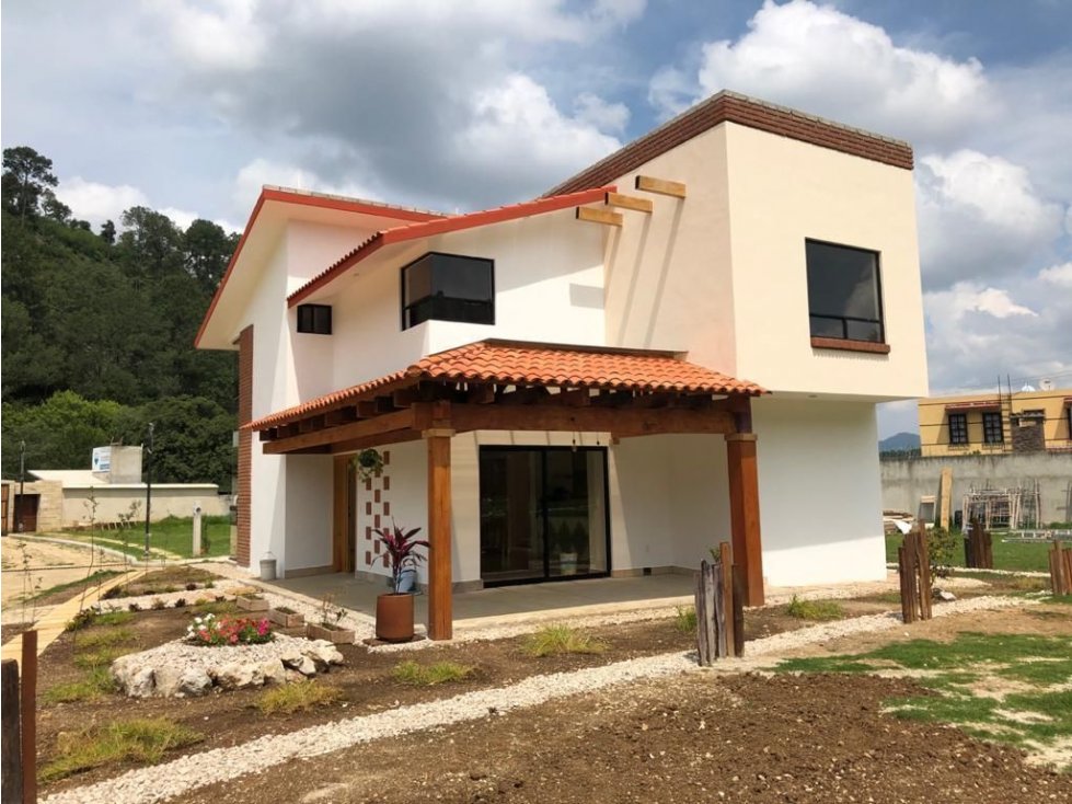 CASA EN  CORRAL DE PIEDRA SCLC