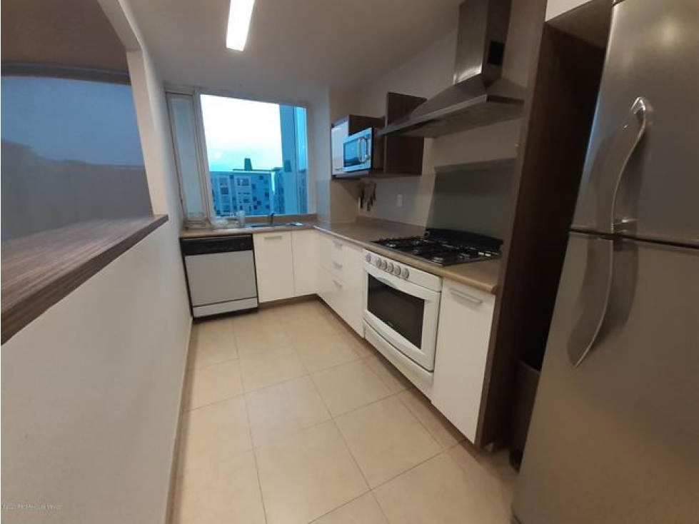 Lindo departamento en venta. ATRIO BOULEVARD. MLS 21-641