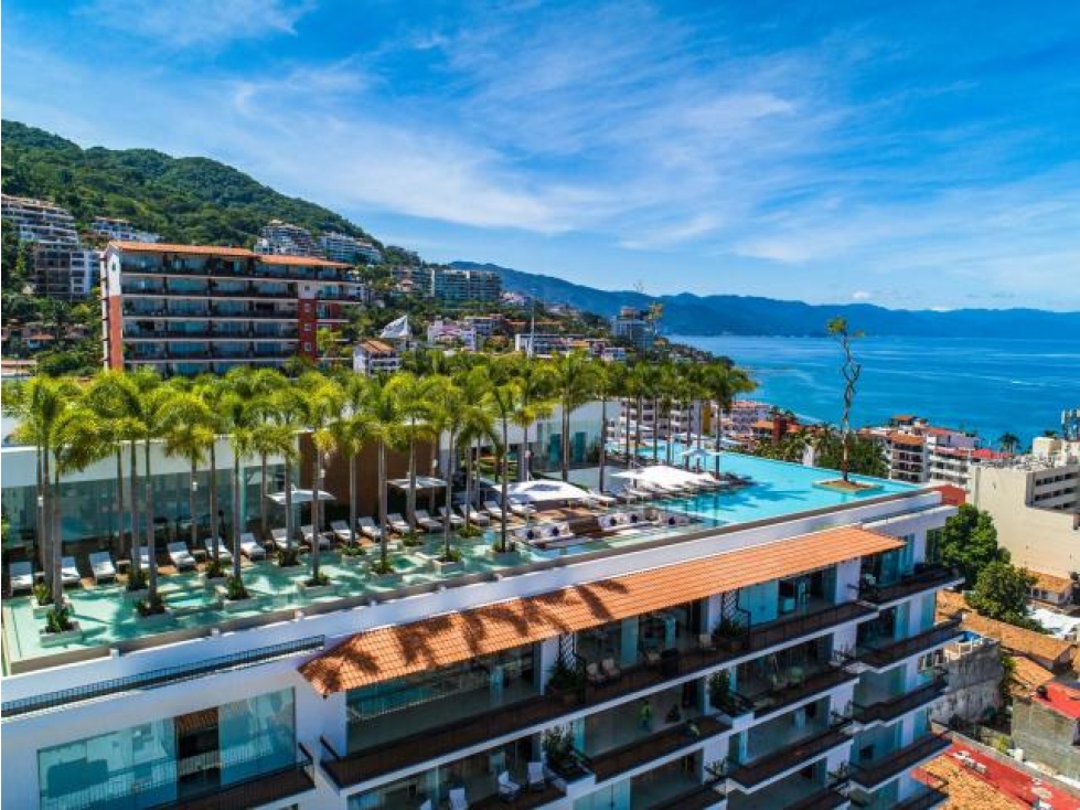 Departamento en Venta en Puerto Vallarta, 1 Recámara, 2 Baños