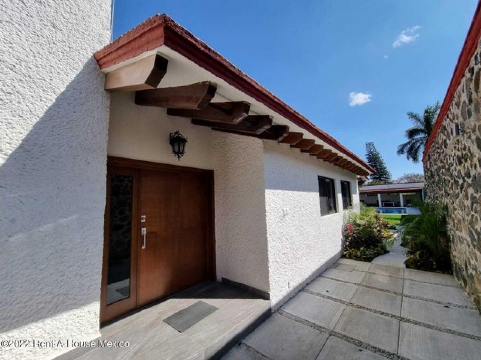 QH5 5220 Residencia con Alberca Privada en Cuernavaca Morelos