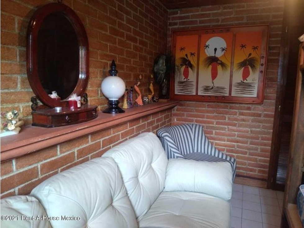 Casa amueblada con alberca propia. Balcones de Tequisquiapan - VENTA