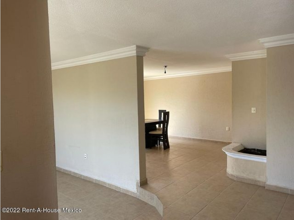 San Juan del Río Centro, VENTA de casa con family room