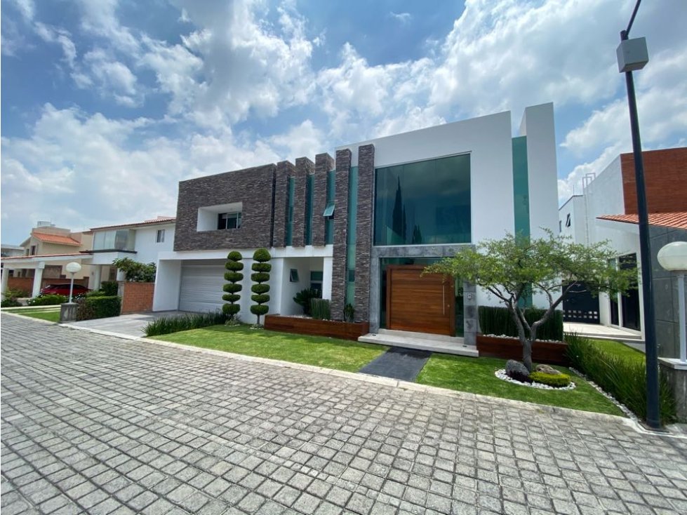 Preciosa Residencia en Venta. Quintas de Morillotla