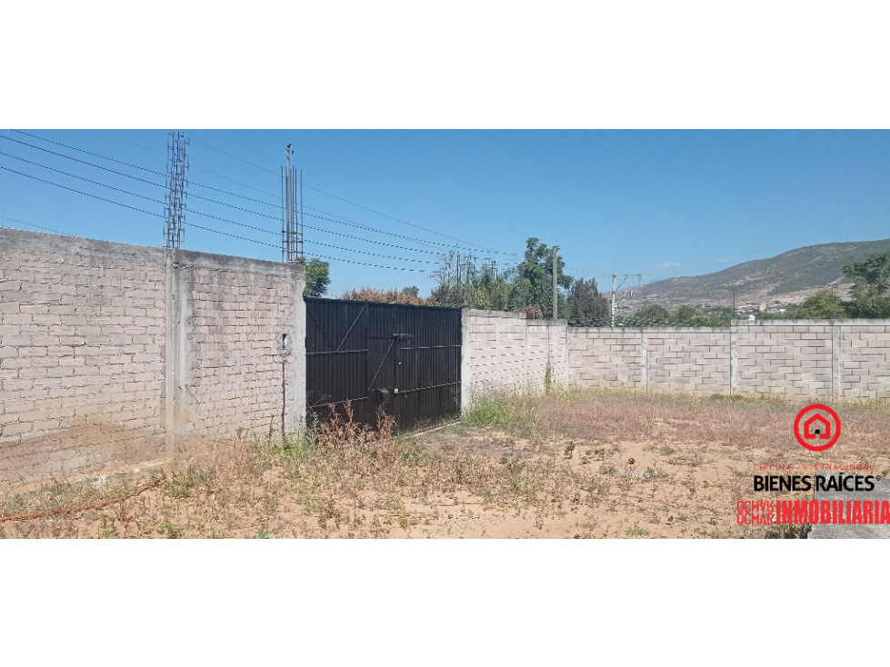 Se vende Amplio terreno en Santa Maria Coyotepec, Oaxaca.