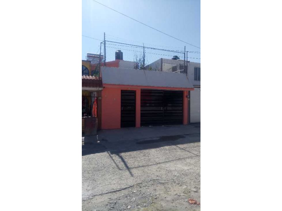 VENTA CASA CON 2 HABITACIONES COL. EL ALTO, FRACC. MALINCHE