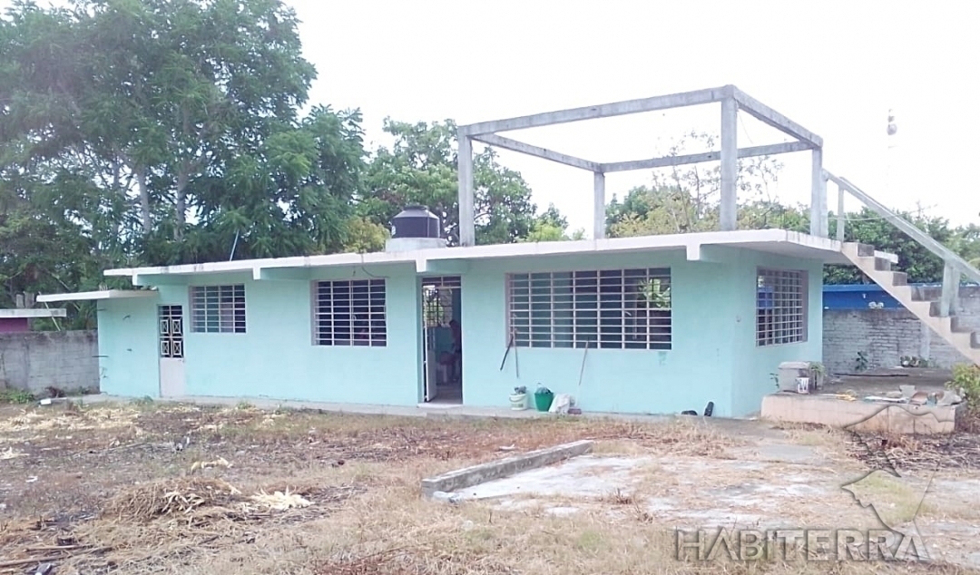 CASA EN VENTA EN CAZONES VERACRUZ.